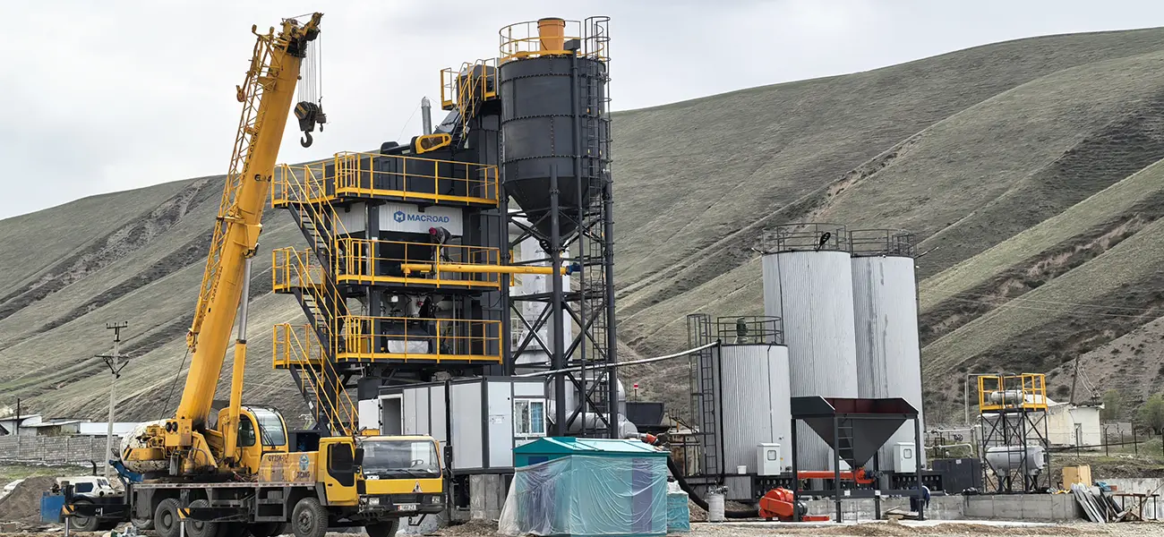 Асфальтобетонный завод ALQ100 в Киргизии
